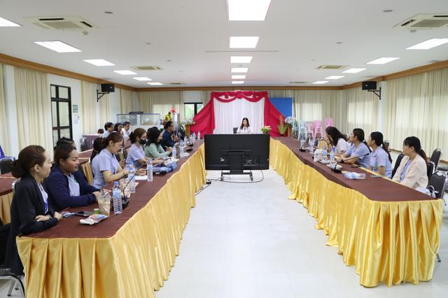 LINE_ALBUM_รับศึกษาดูงาน IPD Paperless จากรพ.พล13967_240925_18.jpg