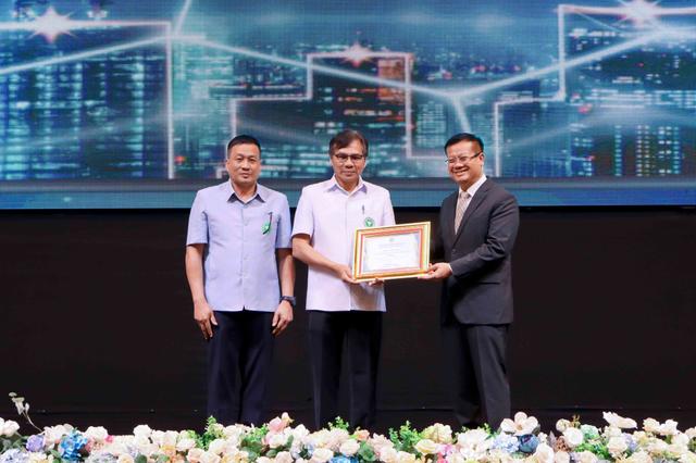 LINE_ALBUM_240967 ประชุมวิชาการมหกรรมสุำำขภาพอุดรธานี_2.jpg