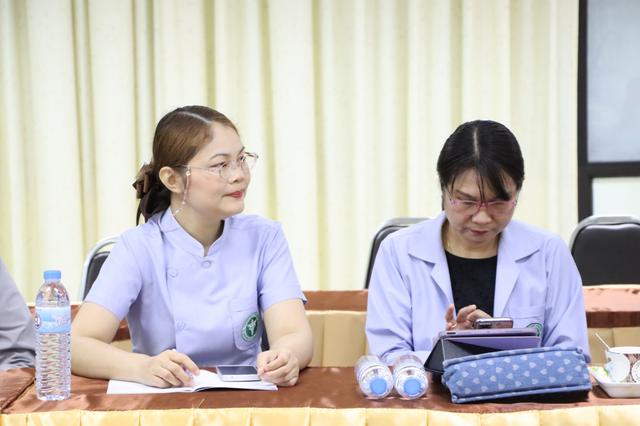 LINE_ALBUM_รับศึกษาดูงาน IPD Paperless จากรพ.พล13967_240925_13.jpg