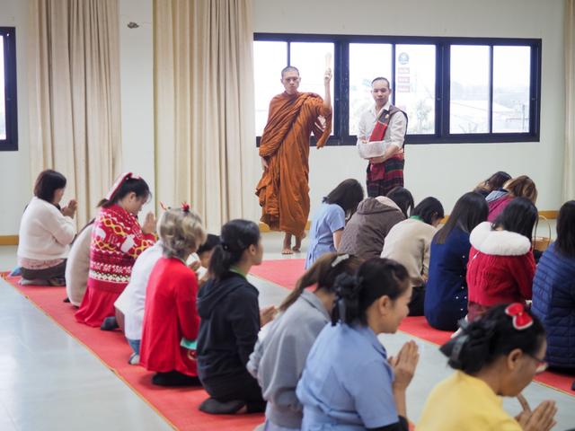 LINE_ALBUM_251267 วันครอบรอบรพ.42ปี_250102_18.jpg