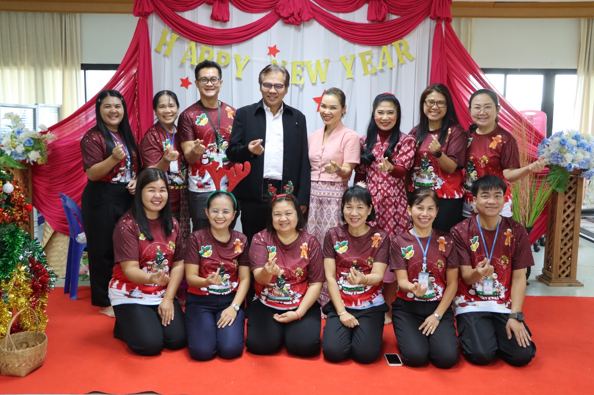 LINE_ALBUM_251267 วันครอบรอบรพ.42ปี_250102_5.jpg