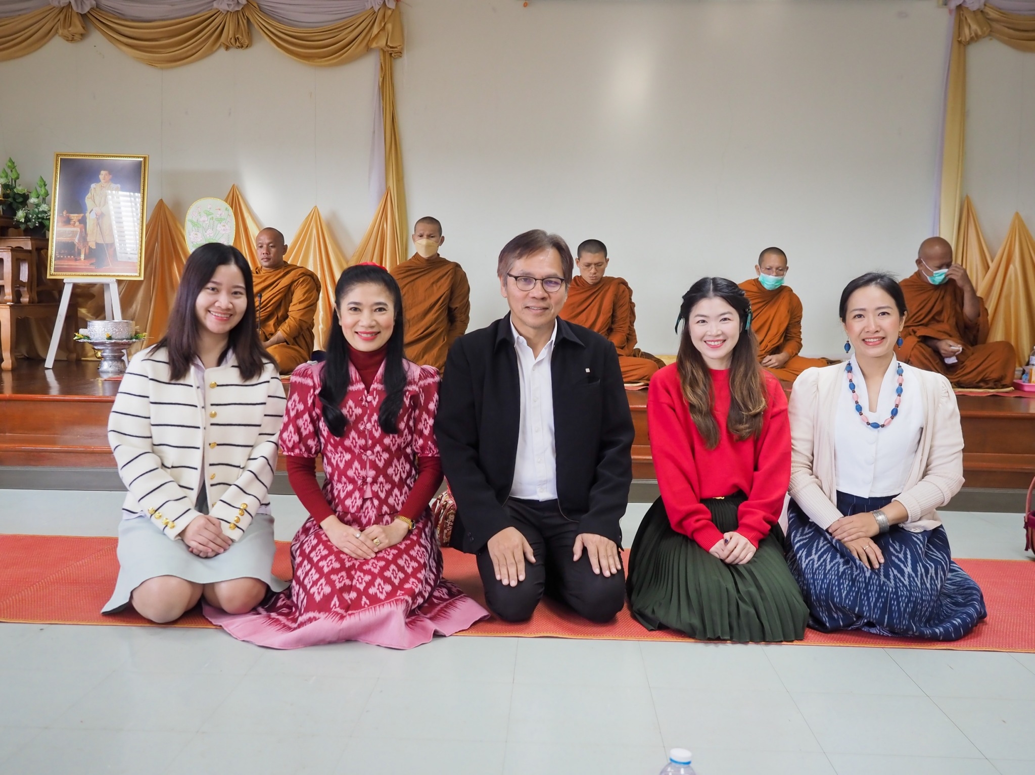 LINE_ALBUM_251267 วันครอบรอบรพ.42ปี_250102_22.jpg