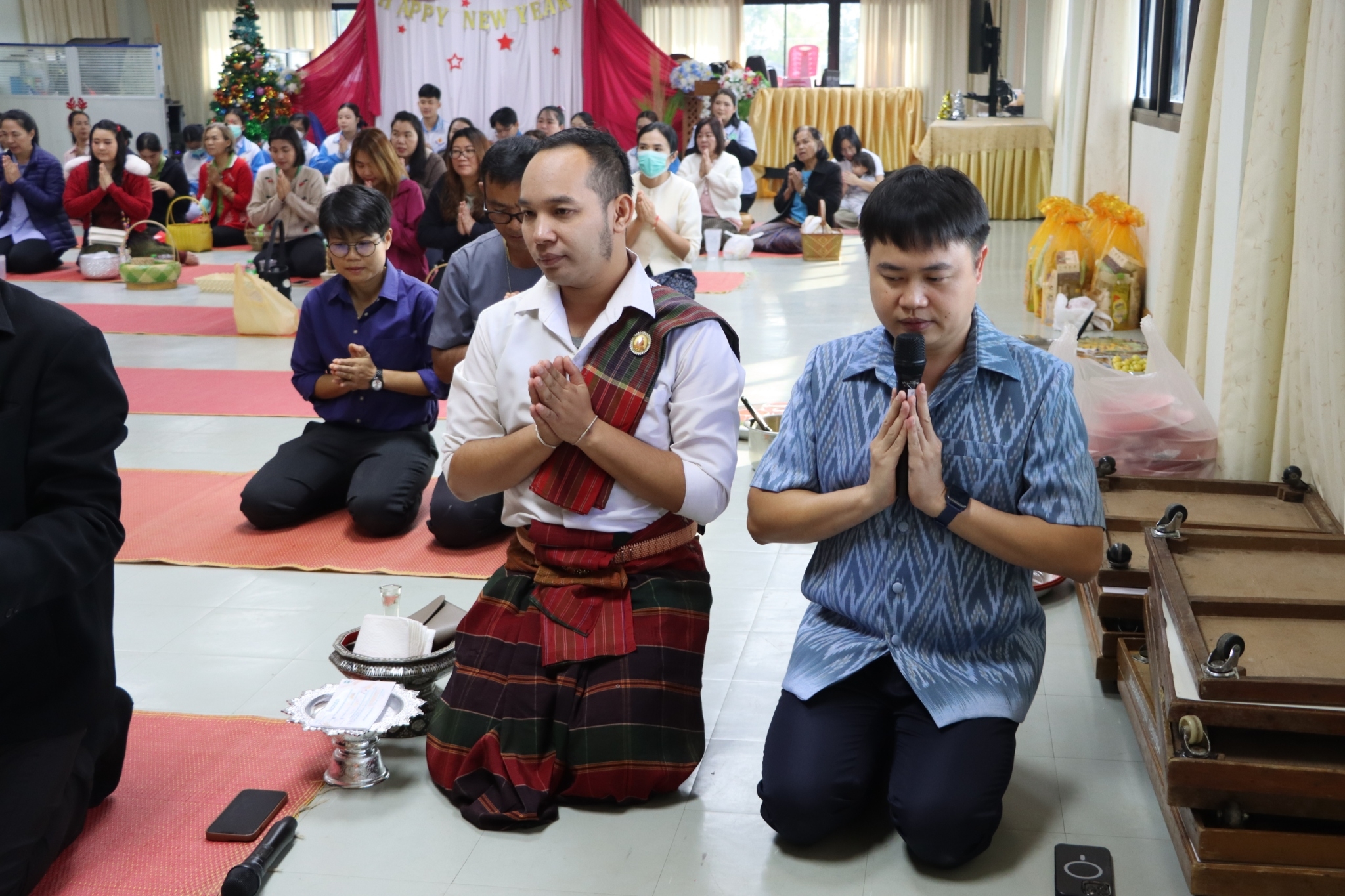 LINE_ALBUM_251267 วันครอบรอบรพ.42ปี_250102_10.jpg