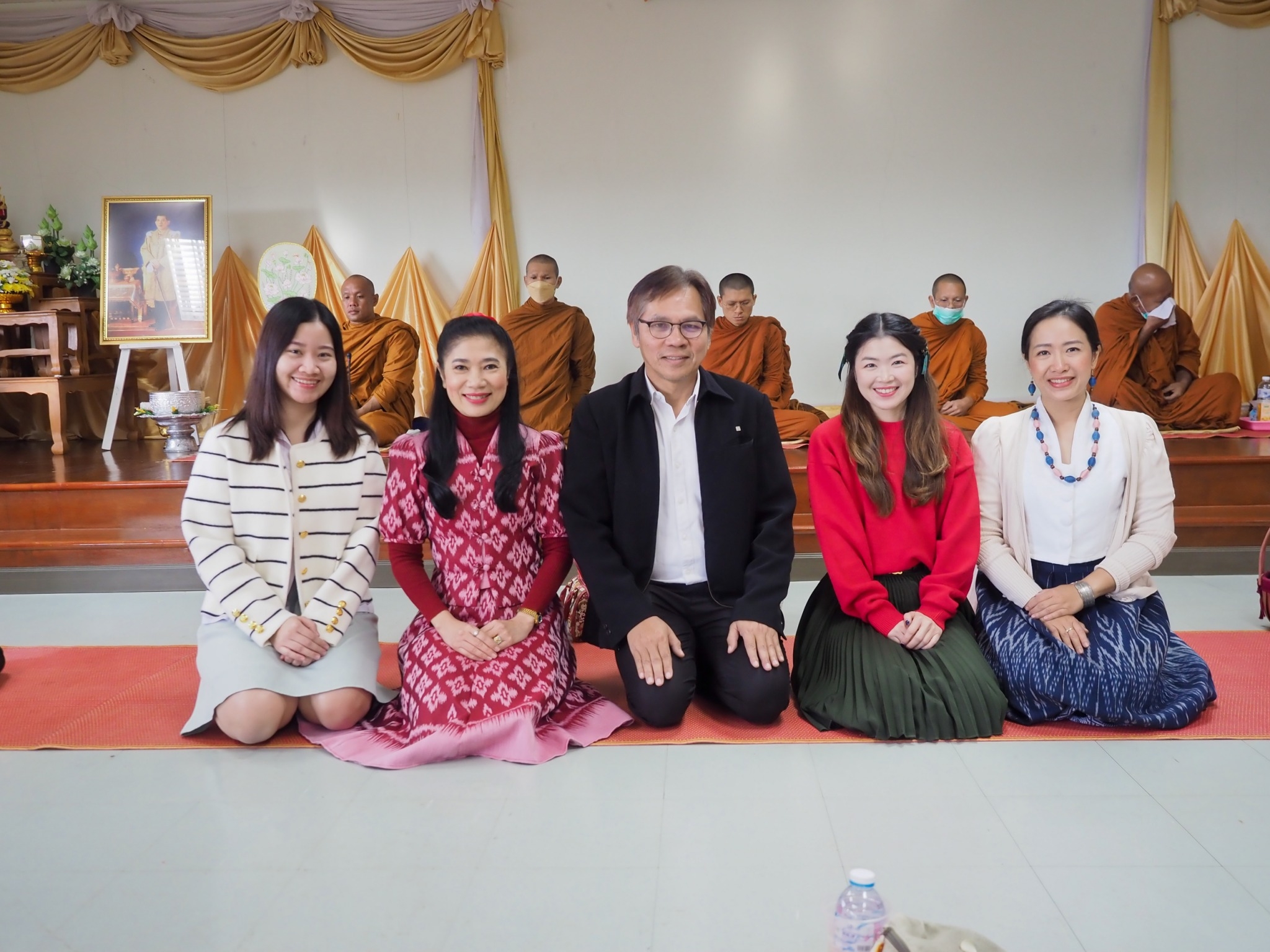 LINE_ALBUM_251267 วันครอบรอบรพ.42ปี_250102_24.jpg