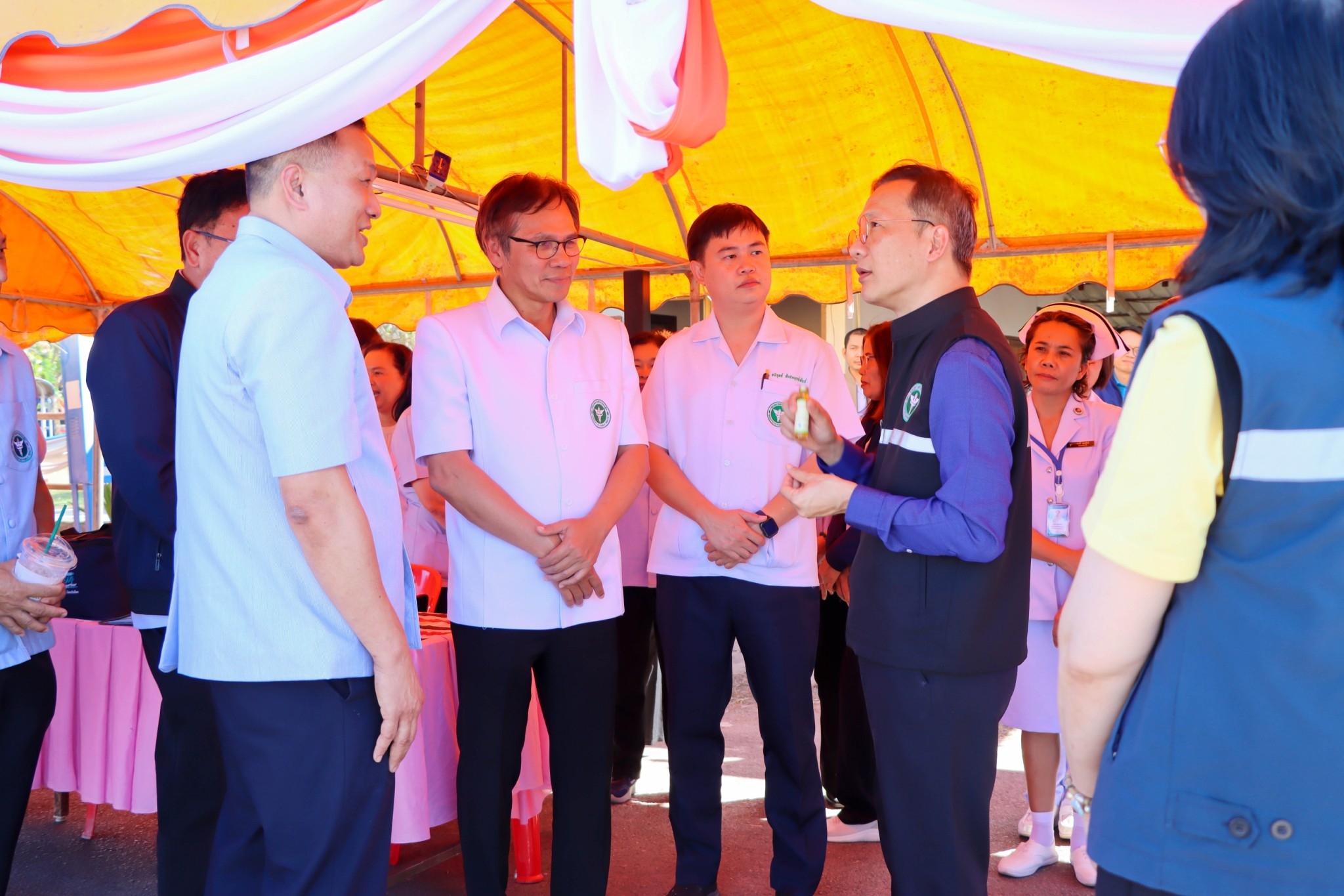 LINE_ALB587UM_27122567 รับผู้ตรวจราชการเขต 8 เยี่ยมด่านปีใ.jpg