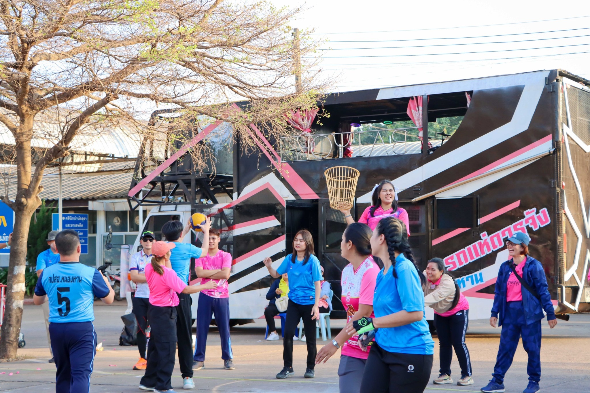 LINE_ALBUM_9168 กีฬาสี คปสอ.หนองหาน(2)_250122_6.jpg